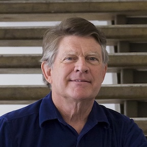 Dave King headshot sq